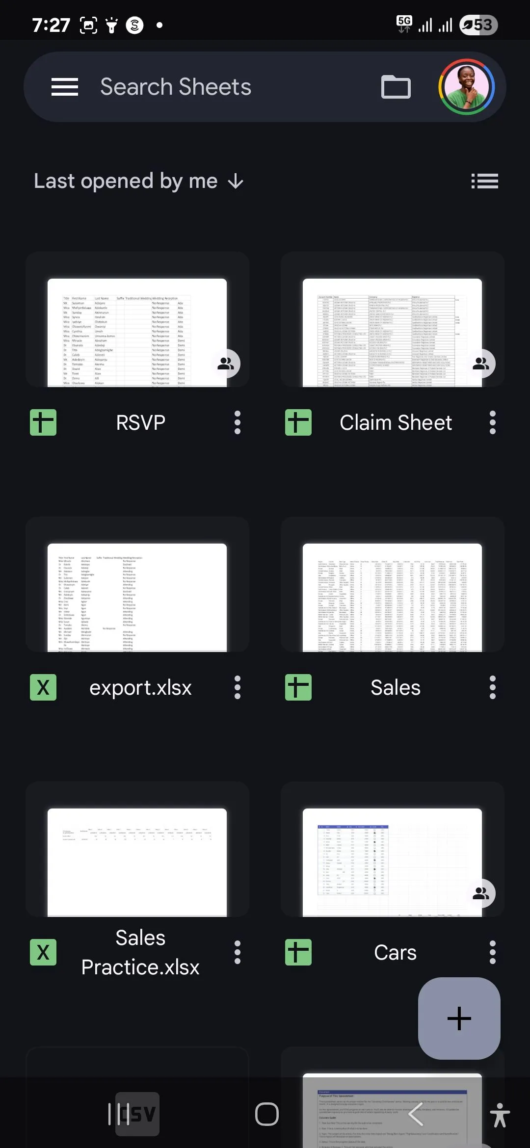 Trang chủ Google Sheets trên thiết bị Android, thể hiện sự đồng nhất trong giao diện của hệ sinh thái Google.
