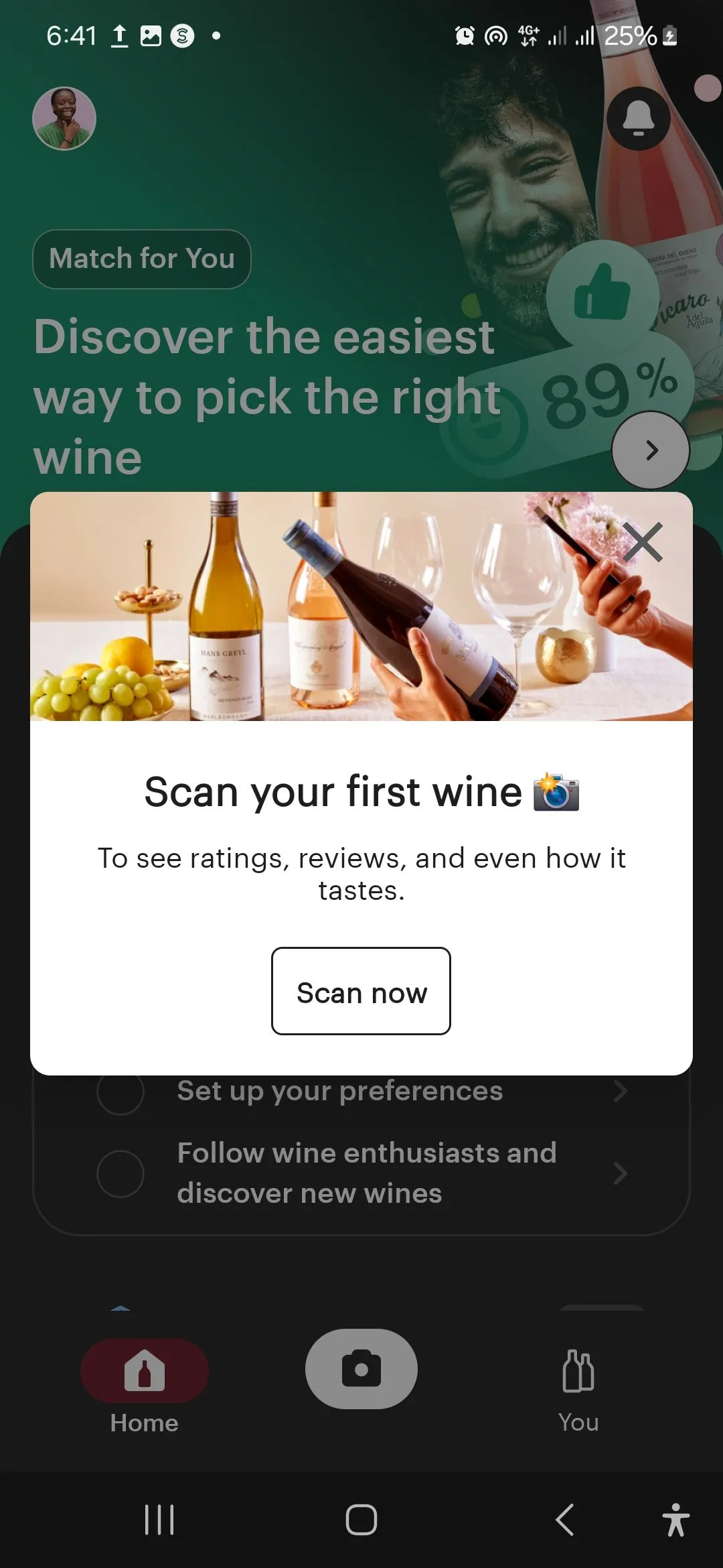 Trang chủ ứng dụng Vivino trên điện thoại di động hiển thị thông tin về rượu vang