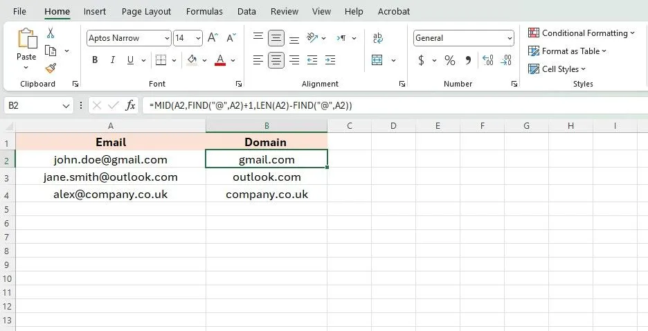 Trích xuất tên miền email trong Excel