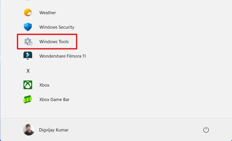 Truy cập Local Security Policy từ Start Menu qua thư mục Windows Tools