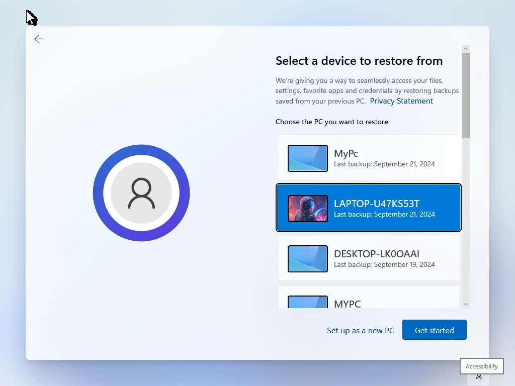 Tùy chọn khôi phục sao lưu Windows trong quá trình thiết lập Windows 11, minh họa khả năng khôi phục dữ liệu đã sao lưu từ OneDrive.