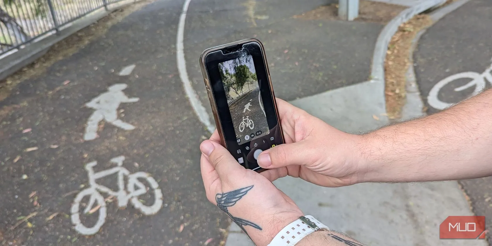 Ứng dụng Dazz Cam với giao diện camera cổ điển trên iPhone