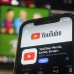 Ứng dụng YouTube trên điện thoại với tính năng "Play Something" mới